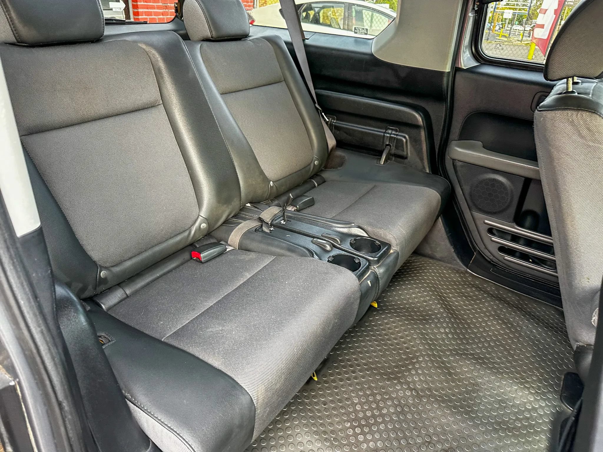 Used 2005 Honda Element EX image 30