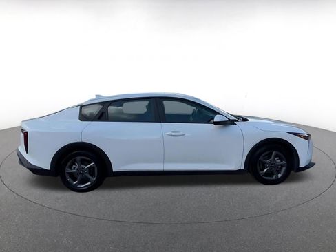 Used 2025 Kia K4 FWD image 16