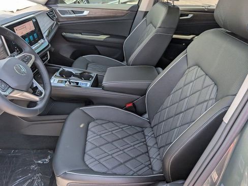 New 2026 Volkswagen Atlas SEL Premium R-Line image 11