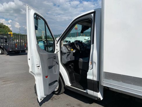 Used 2019 Ford Transit 350 156 DRW RWD image 7