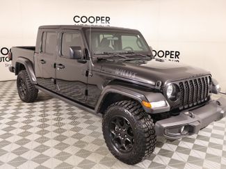 Used 2023 Jeep Gladiator Sport AWD/4WD video 1