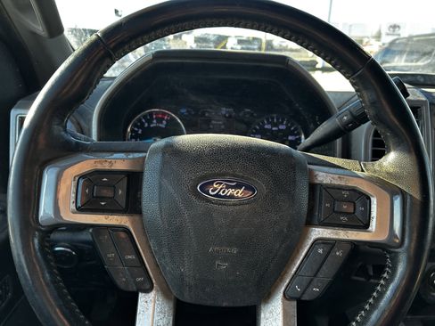 Used 2019 Ford F350 Lariat w/ Lariat Ultimate Package image 17
