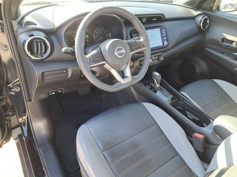 Certified 2024 Nissan Kicks SR w/ SR Premium Package FWD image 14