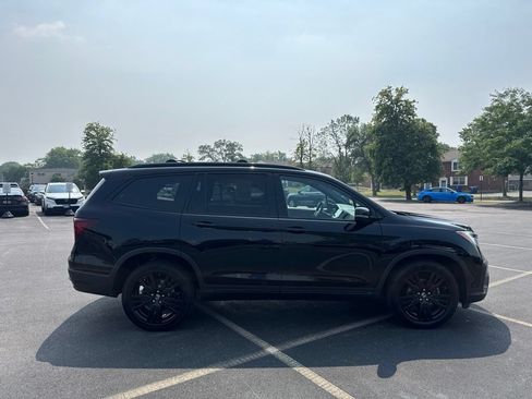 Used 2020 Honda Pilot Black Edition image 3