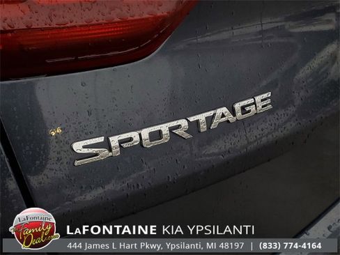 Used 2020 Kia Sportage EX image 8