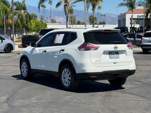 Used 2016 Nissan Rogue S FWD image 8