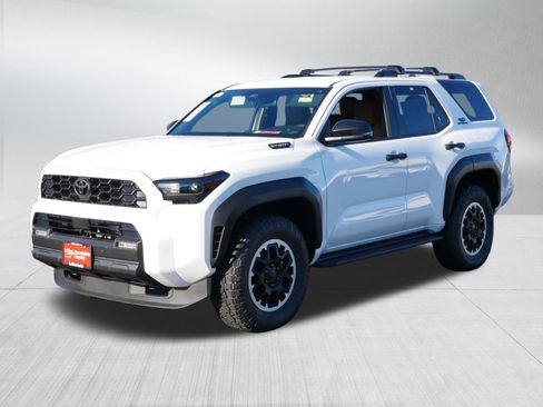 Certified 2025 Toyota 4Runner TRD Off-Road image 3