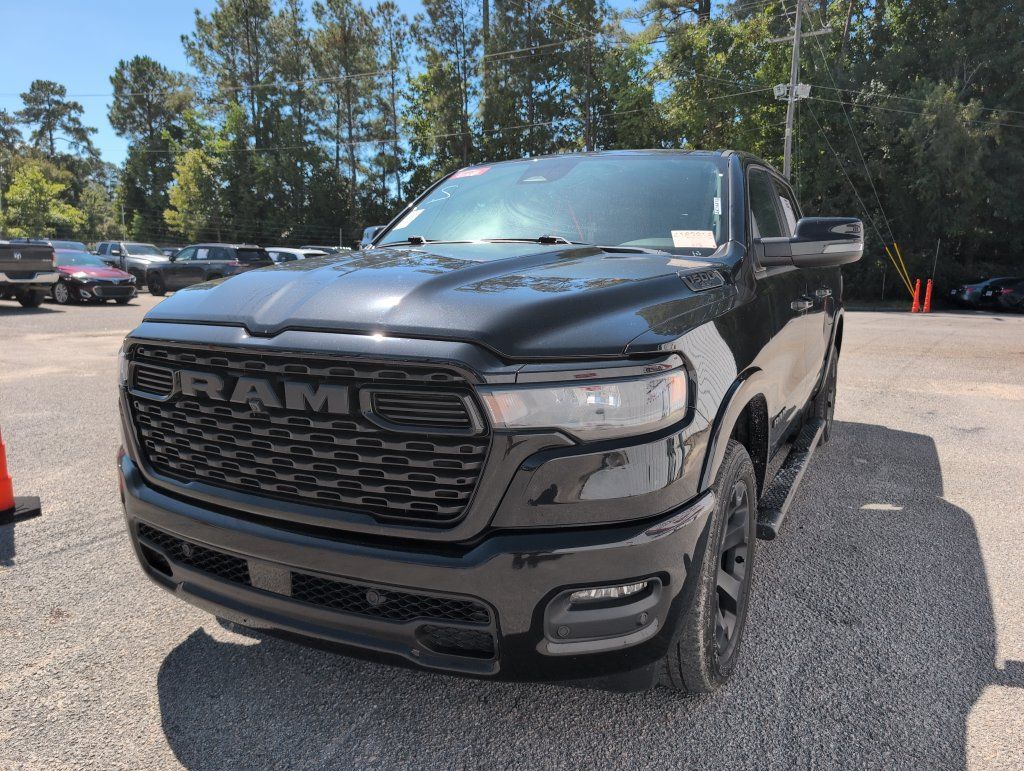 Used 2025 RAM 1500 Big Horn AWD/4WD image 4