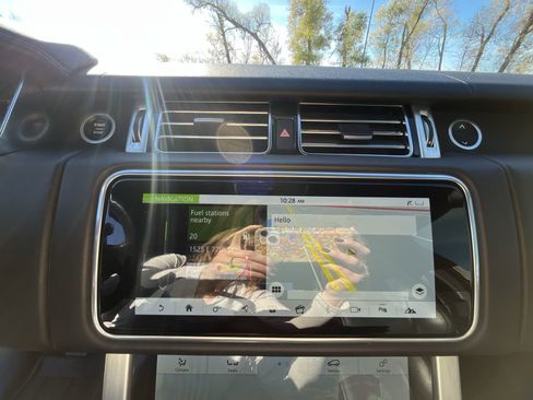 Used 2020 Land Rover Range Rover Long Wheelbase HSE image 14