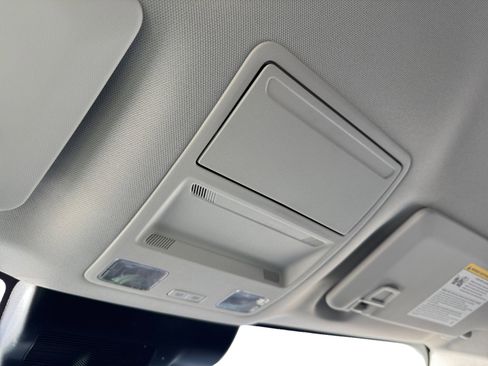 New 2025 Ford Maverick XLT w/ XLT Luxury Package image 18