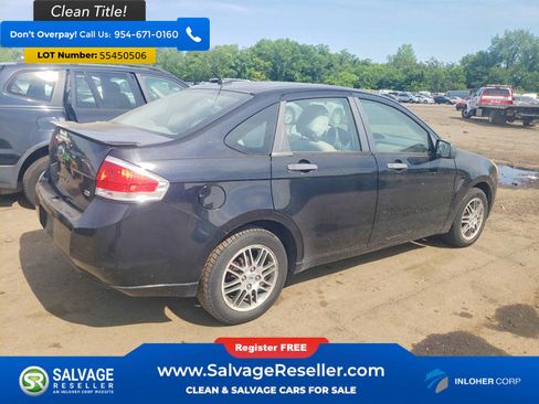 Used 2011 Ford Focus SE w/ Sedan SE Appearance Pkg FWD image 4