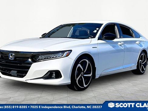 Certified 2022 Honda Accord Sport image 3