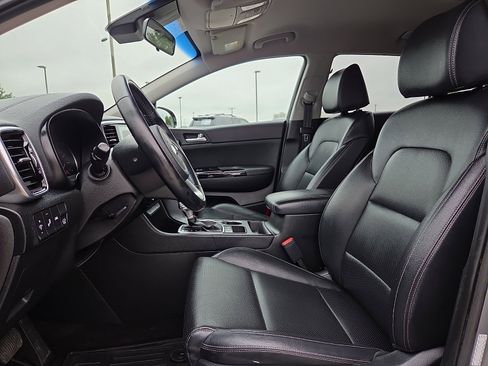 Used 2020 Kia Sportage EX FWD image 15
