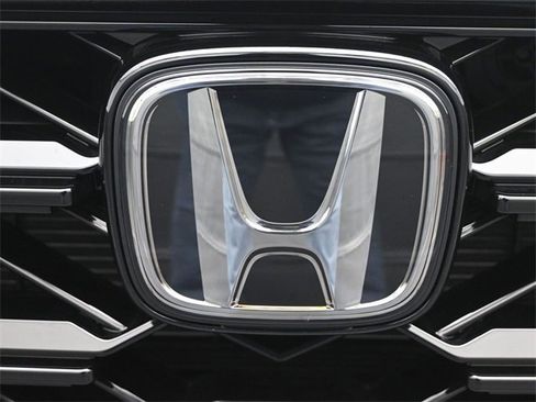 Used 2026 Honda CR-V TrailSport image 33