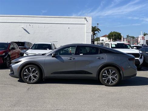 Certified 2024 Toyota Crown XLE image 2