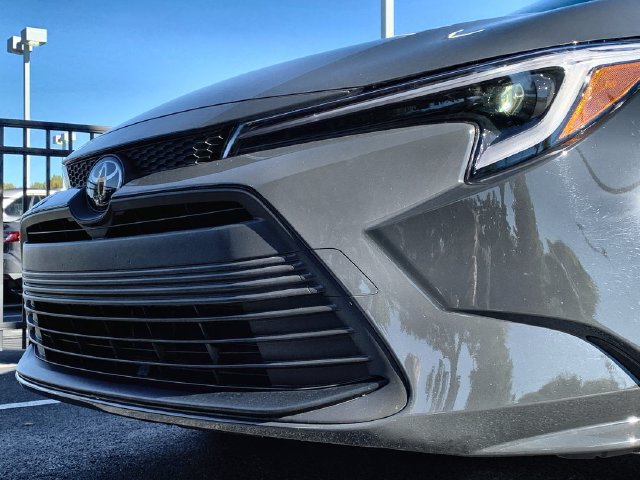 Used 2026 Toyota Corolla LE FWD image 45