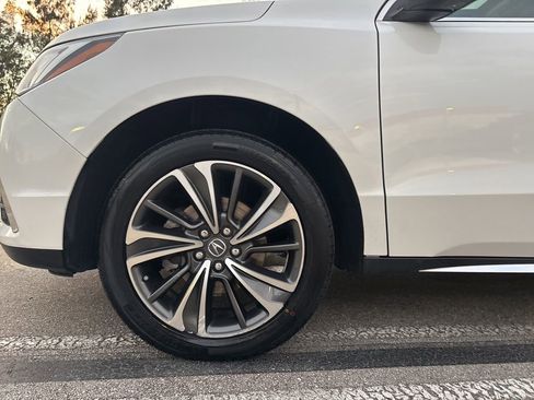 Used 2020 Acura MDX SH-AWD w/ Technology Package image 9