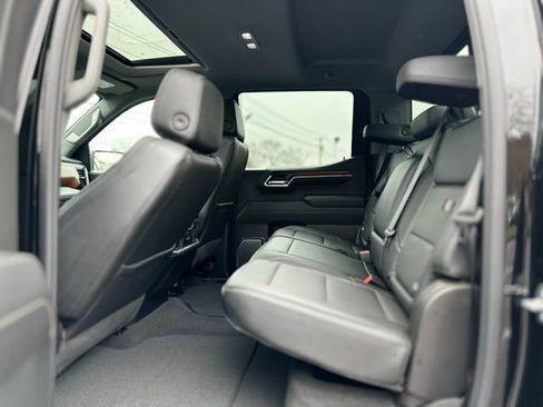 Used 2024 GMC Sierra 1500 Denali w/ Technology Package image 18