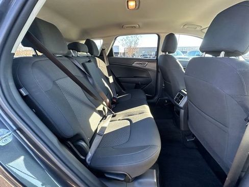 Used 2024 Kia Sportage LX image 30