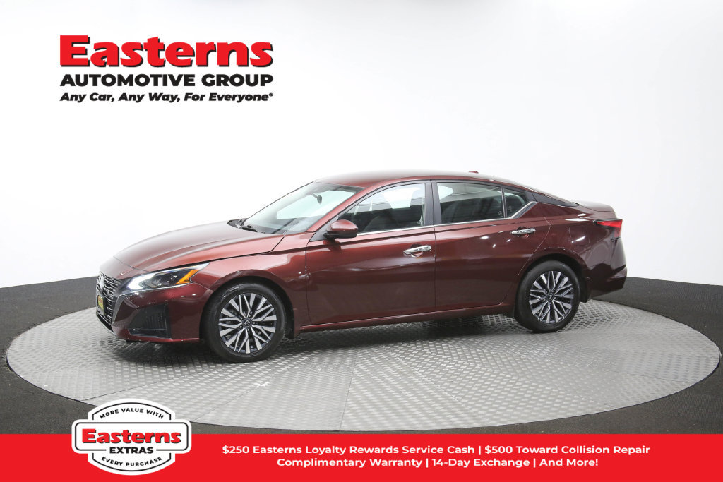 Used 2023 Nissan Altima 2.5 SV FWD image 58