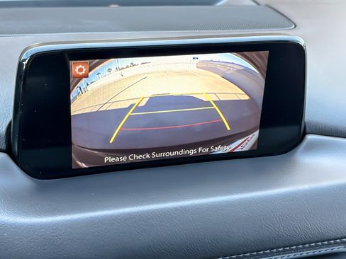 Used 2018 MAZDA CX-5 Touring w/ Preferred Equipment Package AWD/4WD image 18