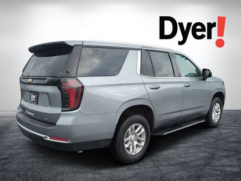 Used 2025 Chevrolet Tahoe LT AWD/4WD image 3