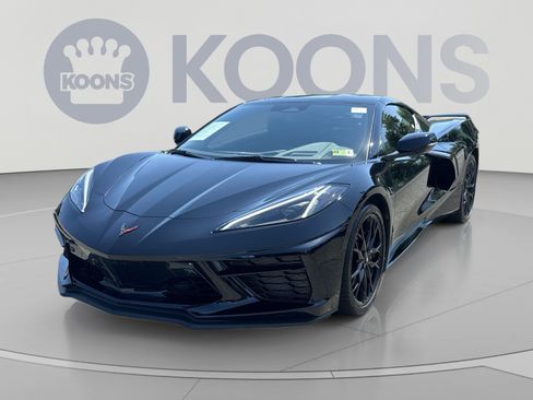 Used 2024 Chevrolet Corvette Stingray Preferred Cpe w/ Z51 Performance Package RWD image 5