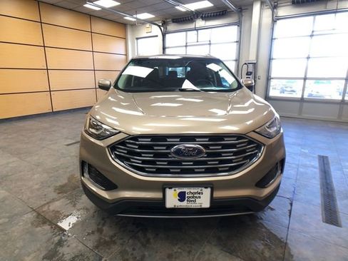 Certified 2020 Ford Edge SEL w/ Convenience Package image 2