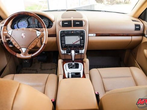 Used 2009 Porsche Cayenne image 6