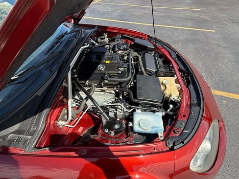 Used 2009 MAZDA MX-5 Miata Grand Touring w/ Premium Pkg RWD image 33