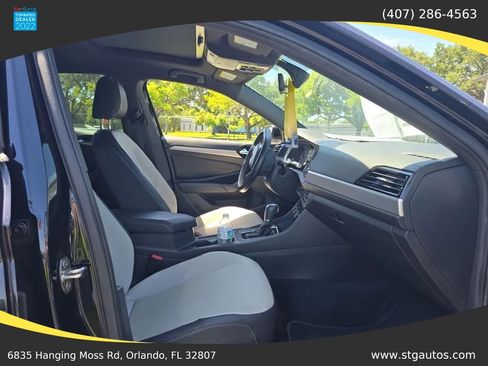 Used 2019 Volkswagen Jetta R-Line w/ R-Line Cold Weather Package FWD image 23