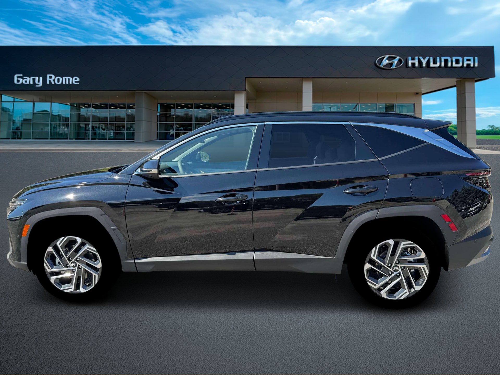 New 2026 Hyundai Tucson Limited AWD/4WD image 3