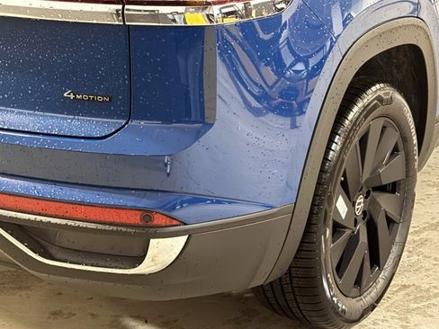 New 2026 Volkswagen Atlas Cross Sport SE image 11