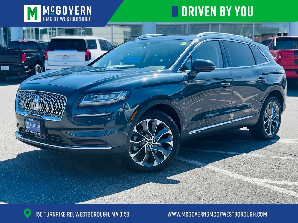 Used 2023 Lincoln Nautilus Reserve AWD/4WD image 1