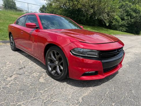 Used 2015 Dodge Charger SXT w/ Plus Group RWD image 8