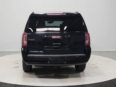 Used 2019 GMC Yukon XL SLT AWD/4WD image 7
