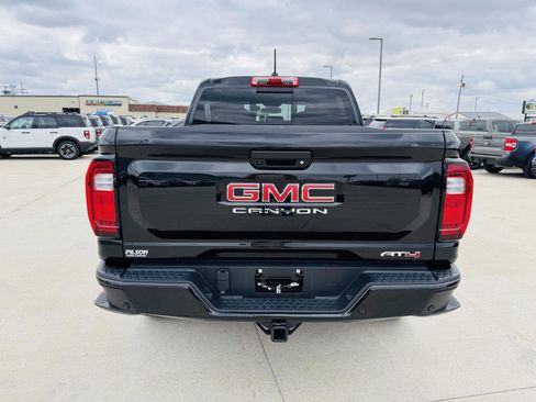 Used 2024 GMC Canyon AT4 w/ AT4 Premium Package image 40