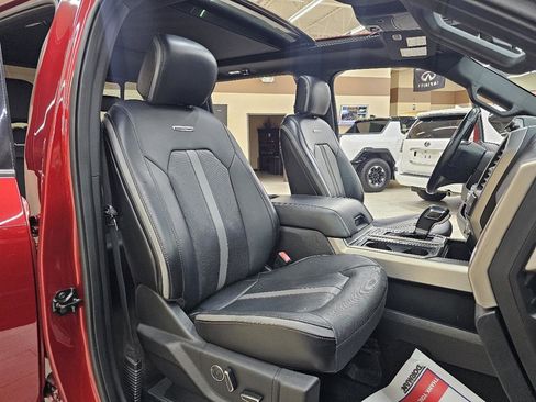 Used 2018 Ford F150 Platinum w/ Equipment Group 701A Luxury image 18