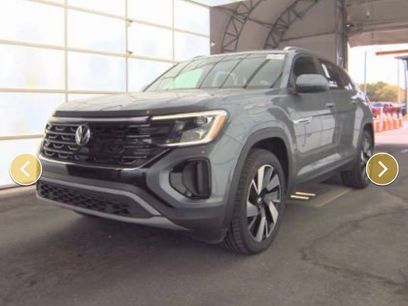 Certified 2025 Volkswagen Atlas Cross Sport SE