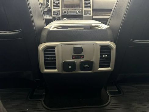 Used 2019 Ford F150 Lariat w/ Equipment Group 502A Luxury AWD/4WD image 42