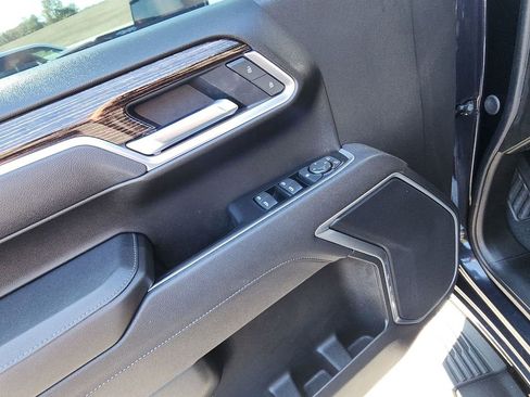 Certified 2025 GMC Sierra 1500 Elevation image 13