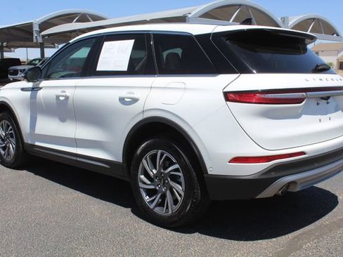 Used 2023 Lincoln Corsair FWD w/ Equipment Group 102A image 7