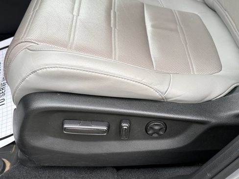 Used 2021 Honda CR-V EX-L image 16