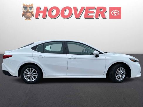 Used 2026 Toyota Camry LE FWD image 2