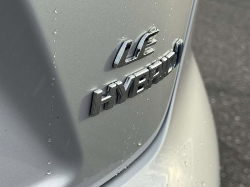 Used 2024 Toyota Corolla LE image 9