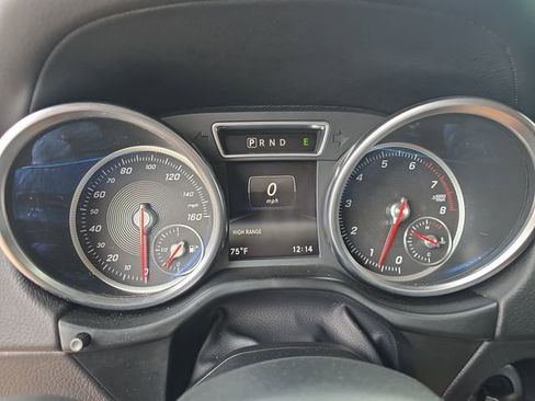 Used 2017 Mercedes-Benz G 550 image 32