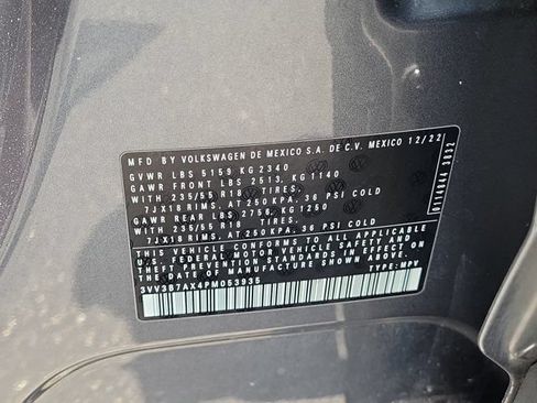 Used 2023 Volkswagen Tiguan SE FWD image 32