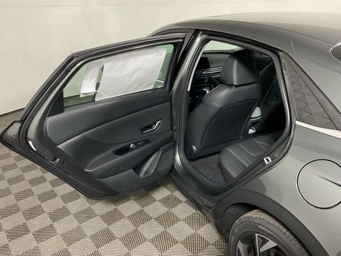 New 2026 Hyundai Elantra Limited FWD image 33