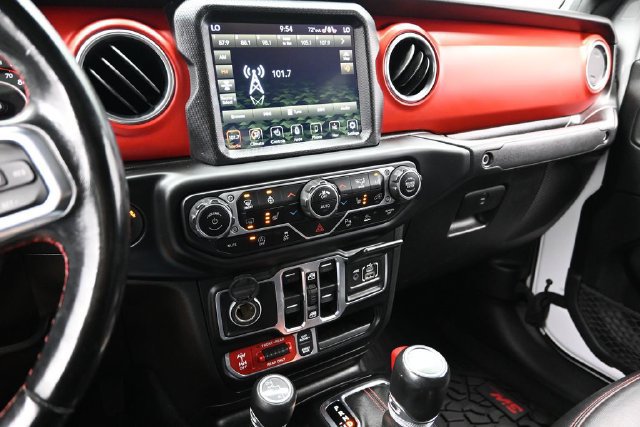 Certified 2020 Jeep Gladiator Rubicon AWD/4WD image 44