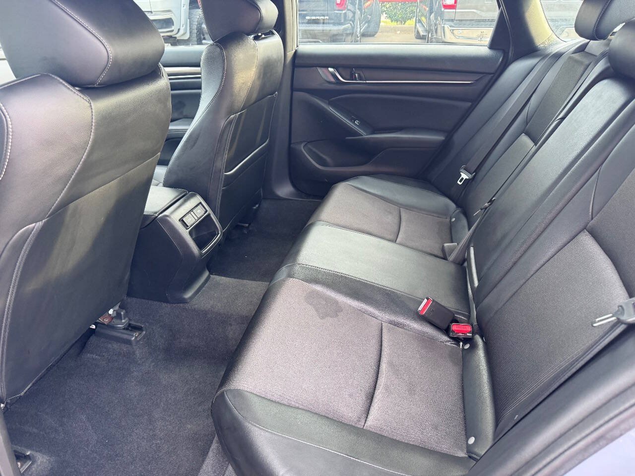 Used 2022 Honda Accord Sport image 9